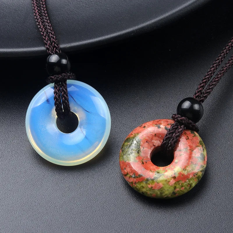 20mm Circle Donut Healing Crystals Necklace Natural Chakra Gemstone Stone Amulet Lucky Coin Donuts Charm Protection Quartz Agate